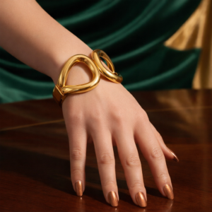 Elegant Gold Leaf Crystal Bangle